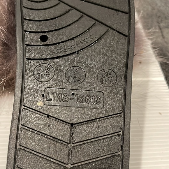 Foxs flip flops only wore a few times women size 7 so fabulous and fun - Picture 6 of 9